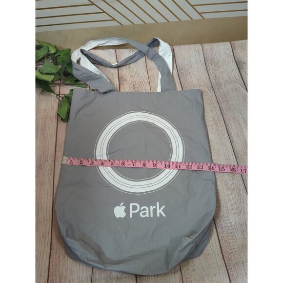 Apple Park California Nylon Reusable Packable Shopping Bag Tote LOGO Grey - Picture 7 of 8